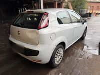 Gebraucht Fiat Punto 69 PS (50 kW) 2011 Silber Kleinwagen