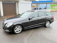 Gebraucht Mercedes E300 204 PS (150 kW) 2013 Schwarz Kombi
