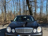 Gebraucht Mercedes E220 150 PS (110 kW) 2006 Schwarz Limousine