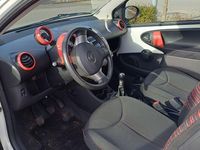 Gebraucht Citroën C1 SELECTION 68 PS (50 kW) 2014 Weiß Kleinwagen