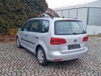Gebraucht VW Touran Highline 105 PS (77 kW) 2011 Grau Van / Kleinbus