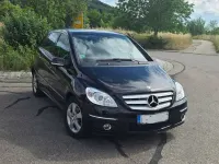 Gebraucht Mercedes B200 136 PS (100 kW) 2009 Schwarz Van / Kleinbus