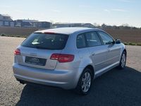 Gebraucht Audi A3 Attraction 125 PS (91 kW) 2013 Silber Limousine
