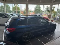Gebraucht BMW 320 184 PS (135 kW) 2018 Blau Limousine