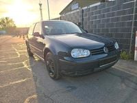 Usata VW Golf IV 75 CV (55 kW) 2000 Blu Utilitaria