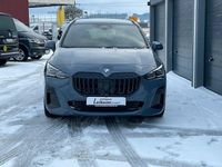 Gebraucht BMW 220 Active Tourer M Sport 170 PS (125 kW) 2025 Grau Van / Kleinbus