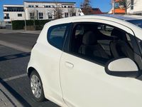Gebraucht Mitsubishi Colt 75 PS (55 kW) 2012 Weiß Kleinwagen