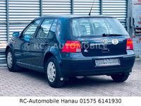 Gebraucht VW Golf IV 75 PS (55 kW) 2000 Dunkelblau Limousine