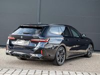 Gebraucht BMW 540 Sport Line 303 PS (222 kW) 2025 Schwarz Limousine
