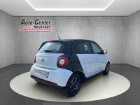 Gebraucht Smart ForFour Electric Drive 102 kW (140 PS) 2019 Weiß Limousine