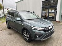 Neu Dacia Jogger Expression 91 PS (66 kW) 2026 Zedergrün Van / Kleinbus