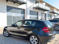 Gebraucht BMW 120 Advantage 177 PS (130 kW) 2010 Schwarz Kleinwagen