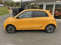 Gebraucht Renault Twingo Techno 60 kW (82 PS) 2023 Gelb Kleinwagen