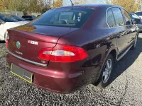 Gebraucht Skoda Superb Comfort 160 PS (117 kW) 2009 Rot Limousine