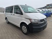 Gebraucht VW Caravelle Trendline 110 PS (80 kW) 2023 Weiß Van