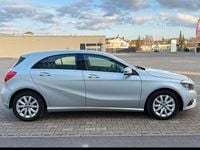 Gebraucht Mercedes A200 Urban 156 PS (114 kW) 2014 Silber Kleinwagen