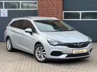 Gebraucht Opel Astra Elegance 122 PS (89 kW) 2020 Argonsilber/sovereign/switchbl Kombi