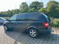 Używany Chrysler Voyager 174 KM (127 kW) 2002 Czarny Minivan