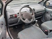 Gebraucht Renault Twingo Dynamique 75 PS (55 kW) 2005 Silber Kleinwagen