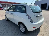Gebraucht Lancia Ypsilon 60 PS (44 kW) 2009 Weiß Kleinwagen
