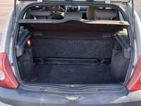 Second-hand Renault Clio II 75 CP (55 kW) 2004 Gri Berlinǎ