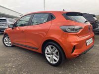 Usata Renault Clio V Evolution 143 CV (105 kW) 2024 Arancione Berlina