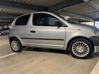 Gebraucht Toyota Yaris 68 PS (50 kW) 2001 Grau Limousine