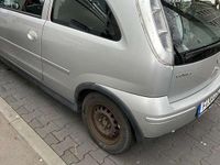 Second-hand Opel Corsa 75 CP (55 kW) 2006 Argintiu Berlinǎ
