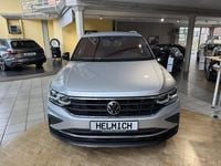 Gebraucht VW Tiguan United 150 PS (110 kW) 2021 Silber (metallic) SUV