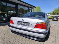Second-hand BMW 728 193 CP (141 kW) 2000 Argintiu Berlinǎ
