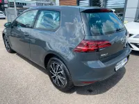 Gebraucht VW Golf VII Trendline 86 PS (63 kW) 2015 Uranograu Limousine