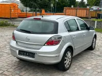 Gebraucht Opel Astra Catch Me 116 PS (85 kW) 2007 Silber Limousine