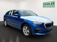 Neu Skoda Scala Essence 95 PS (69 kW) 2025 Blau Kleinwagen