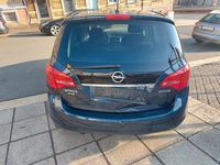 Gebraucht Opel Meriva Edition 120 PS (88 kW) 2011 Van / Kleinbus