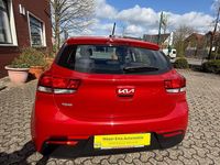 Gebraucht Kia Rio Edition 7 84 PS (61 kW) 2023 Rot Limousine