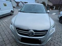 Gebraucht VW Tiguan Freestyle 122 PS (89 kW) 2011 Grau SUV