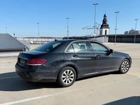Gebraucht Mercedes E220 170 PS (125 kW) 2014 Schwarz Limousine