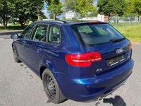 Gebraucht Audi A3 Attraction 105 PS (77 kW) 2010 Blau Kleinwagen