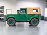 Gebraucht Land Rover Defender 122 PS (89 kW) 2003 Grün SUV