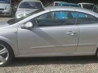 Gebraucht Opel Astra Cabriolet 140 PS (102 kW) 2009 Silber Cabrio