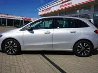 Gebraucht Mercedes B250e Style 218 PS (160 kW) 2022 Silber Van / Kleinbus
