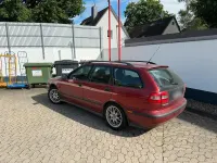 Gebraucht Volvo V40 122 PS (89 kW) 2000 Rot Kombi