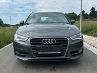 Gebraucht Audi A3 S-Line 180 PS (132 kW) 2015 Grau Limousine