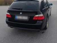 Gebraucht BMW 525 197 PS (144 kW) 2008 Schwarz Kombi