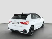 Gebraucht Audi A1 S-Line 95 PS (69 kW) 2025 Gletscherweiß (metallic) SUV