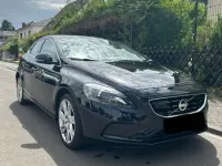 Gebraucht Volvo V40 Summum 177 PS (130 kW) 2012 Schwarz Kleinwagen