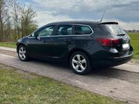 Gebraucht Opel Astra 125 PS (91 kW) 2012 Schwarz Kombi