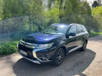 Gebraucht Mitsubishi Outlander 150 PS (110 kW) 2016 Blau SUV