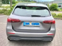 Gebraucht Mercedes B200 Advanced 163 PS (119 kW) 2024 Grau Kleinwagen