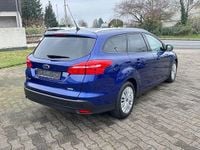 Gebraucht Ford Focus Trend 101 PS (74 kW) 2017 Blau Limousine